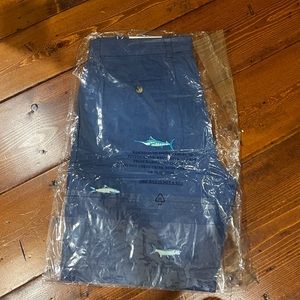 NWT Vineyard Vines Angler Fish Moonshine Shorts Size 34